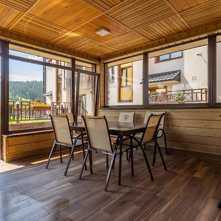 Amarena - Breakfast Included In The Price Swimming Pool Sauna Hammam Jacuzzi Restaurant Inexpensive And Delicious Food Parking Area Barbecue 400 M To Lift 1 And 4* Boekovel