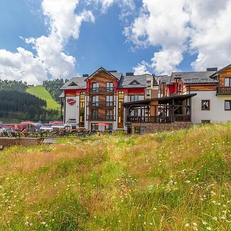 Amarena Semesteranläggning (resort) Bukovel