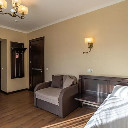 Amarena - Breakfast Included In The Price Swimming Pool Sauna Hammam Jacuzzi Restaurant Inexpensive And Delicious Food Parking Area Barbecue 400 M To Lift 1 And