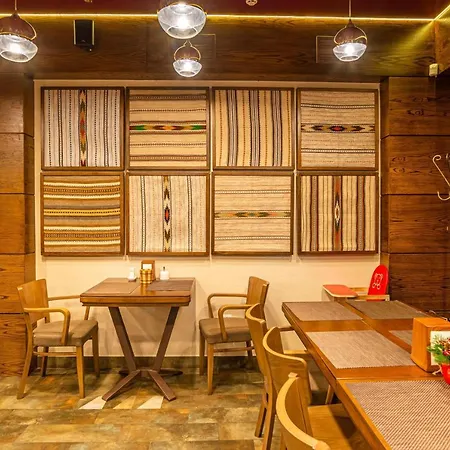 Amarena - Breakfast Included In The Price Swimming Pool Sauna Hammam Jacuzzi Restaurant Inexpensive And Delicious Food Parking Area Barbecue 400 M To Lift 1 And 度假村 布克维