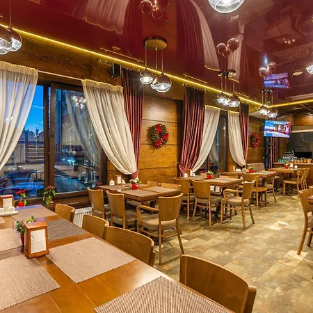 Resort Amarena - Breakfast Included In The Price Swimming Pool Sauna Hammam Jacuzzi Restaurant Inexpensive And Delicious Food Parking Area Barbecue 400 M To Lift 1 And 4*