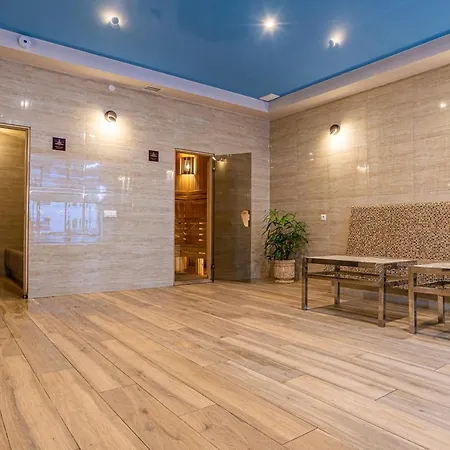 Resort Amarena - Breakfast Included In The Price Swimming Pool Sauna Hammam Jacuzzi Restaurant Inexpensive And Delicious Food Parking Area Barbecue 400 M To Lift 1 And 4*