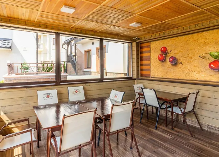 Amarena - Breakfast Included In The Price Swimming Pool Sauna Hammam Jacuzzi Restaurant Inexpensive And Delicious Food Parking Area Barbecue 400 M To Lift 1 And