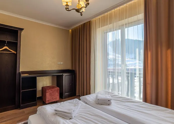 Amarena - Breakfast Included In The Price Swimming Pool Sauna Hammam Jacuzzi Restaurant Inexpensive And Delicious Food Parking Area Barbecue 400 M To Lift 1 And 度假村 4*