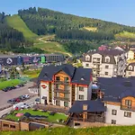 Amarena - Breakfast Included In The Price Swimming Pool Sauna Hammam Jacuzzi Restaurant Inexpensive And Delicious Food Parking Area Barbecue 400 M To Lift 1 And リゾート 4*