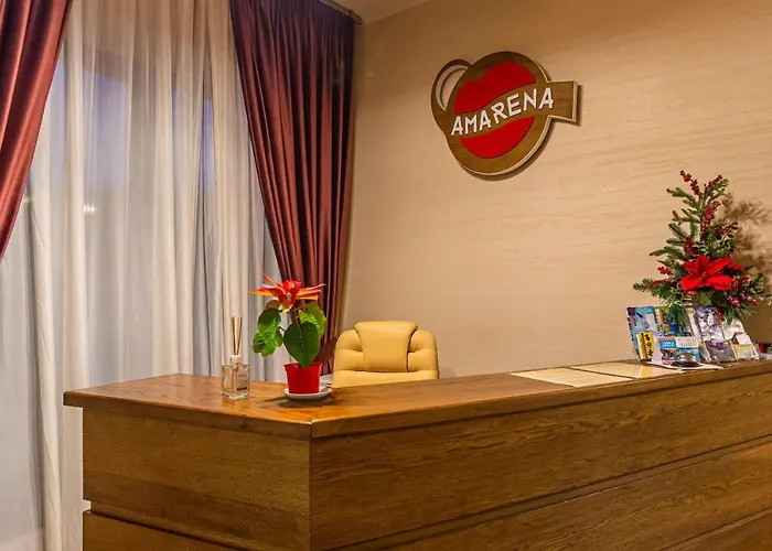 Курортный комплекс Amarena - Breakfast Included In The Price Swimming Pool Sauna Hammam Jacuzzi Restaurant Inexpensive And Delicious Food Parking Area Barbecue 400 M To Lift 1 And Буковель